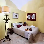 Palazzo De Matteis 4*