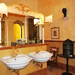 Palazzo De Matteis 4*