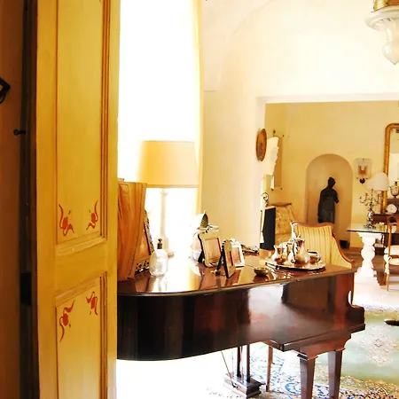 Palazzo De Matteis فندق مبيت وإفطار 4*