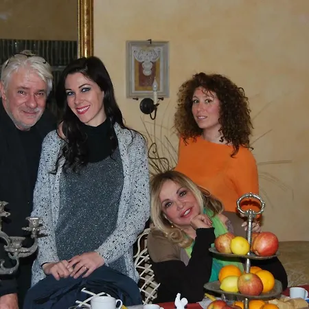 Palazzo De Matteis Bed & Breakfast 3*