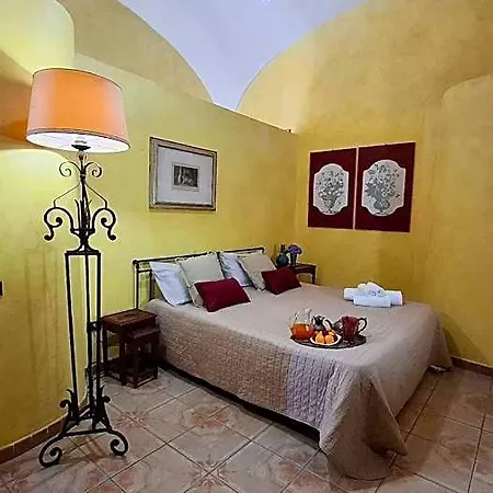 Palazzo De Matteis Bed and Breakfast